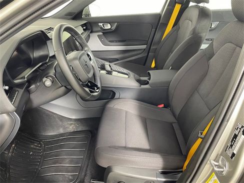 Used 2022 Polestar Polestar 2 w/ Performance Package image 5