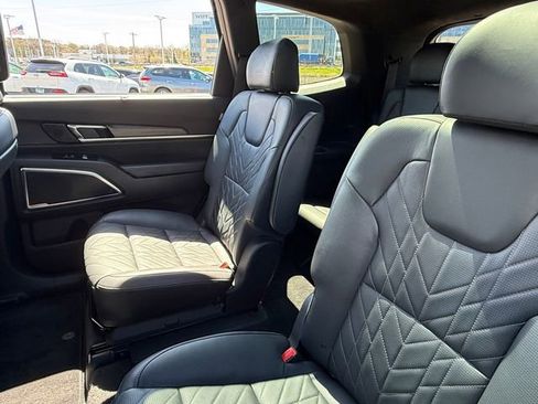 Used 2025 Kia Telluride SX Prestige X-Line AWD/4WD image 26