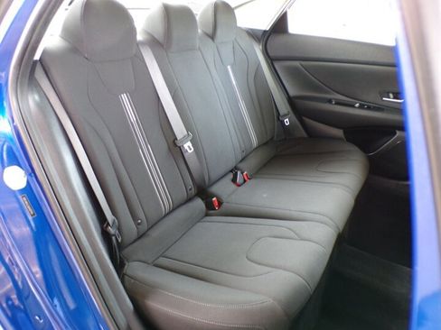 Used 2021 Hyundai Elantra SEL FWD image 20