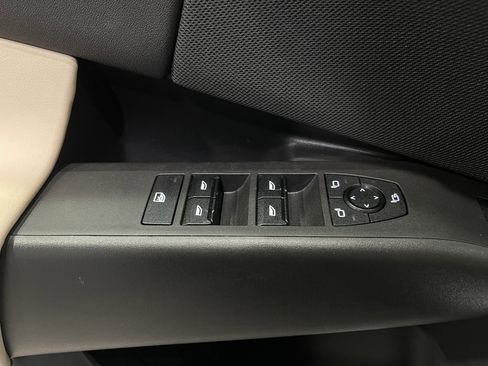 Used 2025 BMW X3 xDrive30i w/ Convenience Package image 11