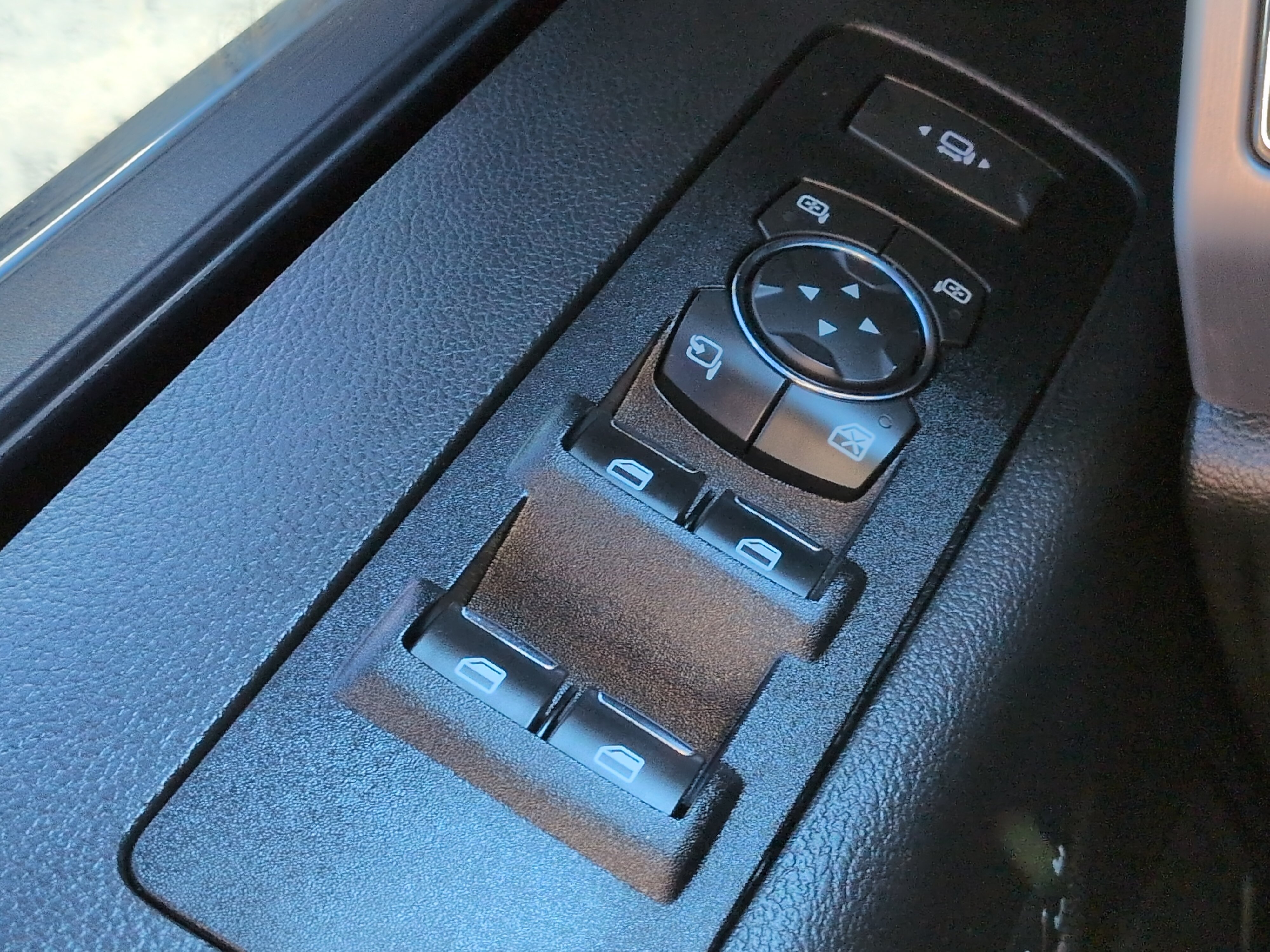 Used 2020 Ford F250 Platinum AWD/4WD image 23