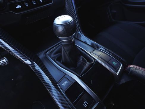 Used 2018 Honda Civic Sport image 27