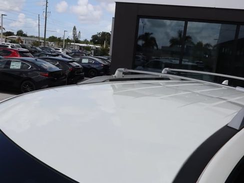 Used 2023 Nissan Pathfinder SL AWD/4WD image 21
