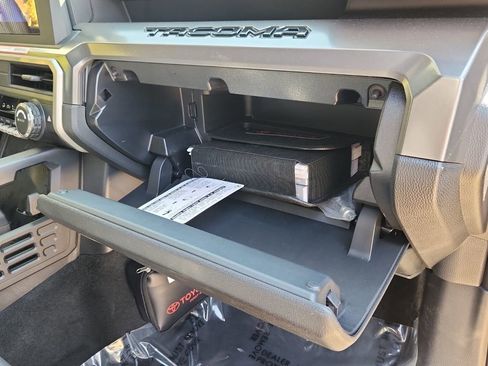 Used 2024 Toyota Tacoma SR5 image 20