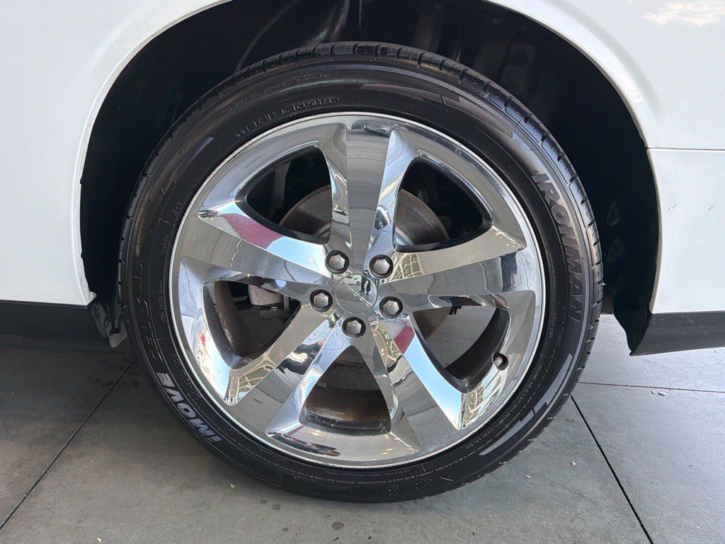 Used 2013 Dodge Challenger SXT w/ Super Sport Group RWD image 15