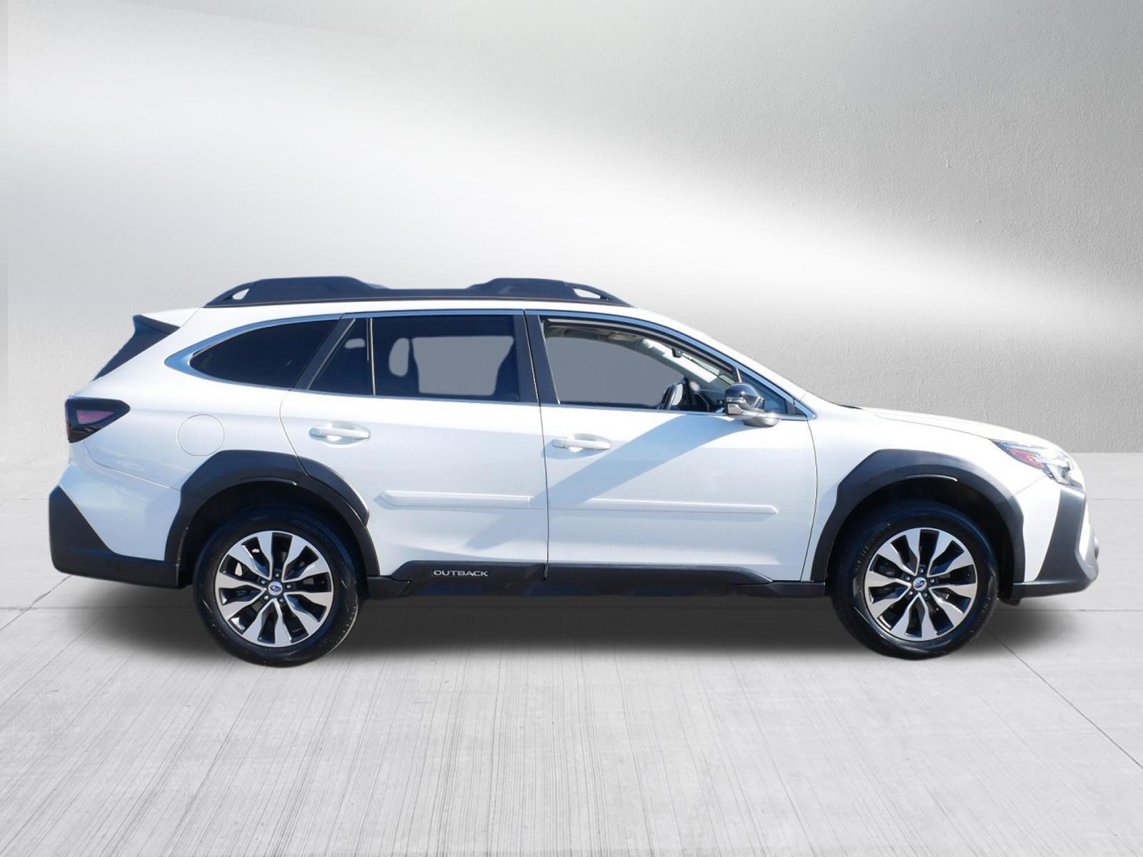 Used 2024 Subaru Outback Limited AWD/4WD image 8