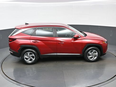 Certified 2024 Hyundai Tucson SE AWD/4WD image 37