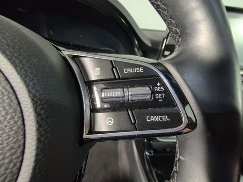 Used 2021 Kia Seltos EX image 16