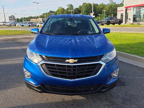 Used 2019 Chevrolet Equinox LT FWD image 2