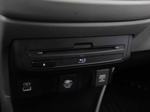 Used 2024 Honda Odyssey Elite image 23