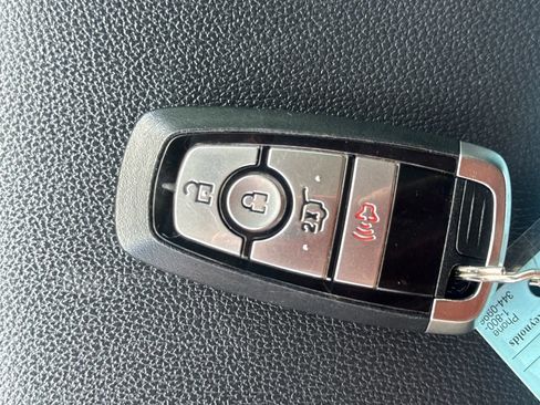 Used 2023 Ford Expedition XLT AWD/4WD image 38