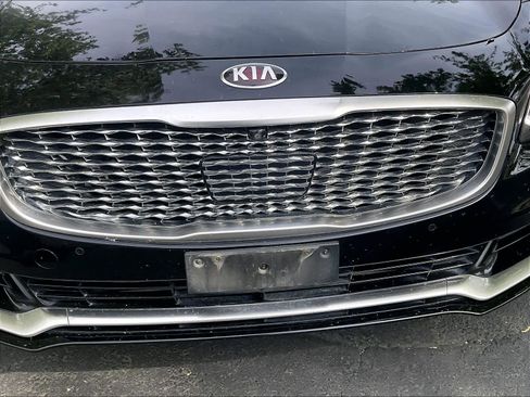 Used 2019 Kia K900 Luxury w/ VIP Package image 30