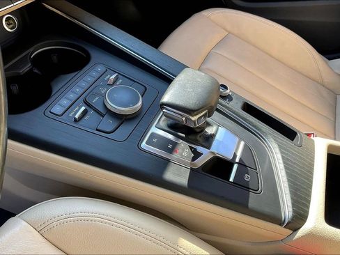 Used 2019 Audi A4 2.0T Premium w/ Convenience Package FWD image 16