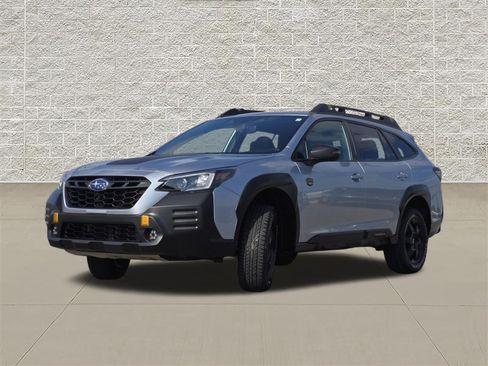 Certified 2023 Subaru Outback Wilderness AWD/4WD image 3