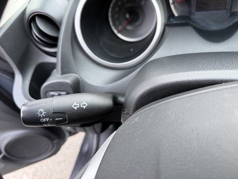 Used 2013 Honda Fit image 35