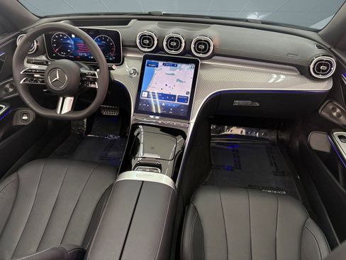 Used 2025 Mercedes-Benz CLE 450 4MATIC Cabriolet image 12