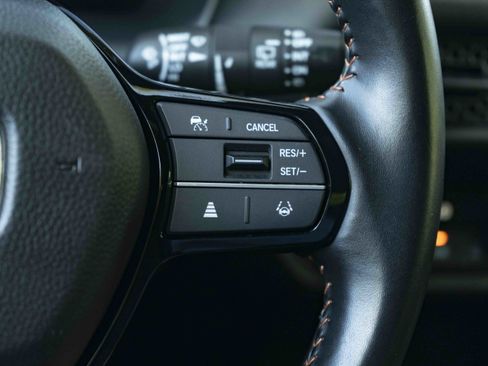 Used 2025 Honda HR-V Sport image 21