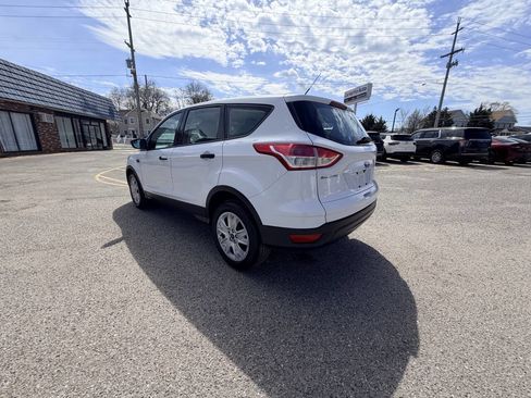 Used 2015 Ford Escape S image 42