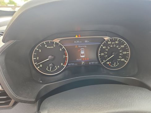 Used 2023 Nissan Altima 2.5 SV image 11