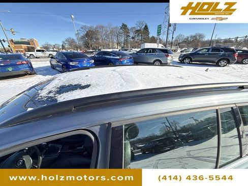 Used 2016 Volkswagen Golf Limited Edition image 36