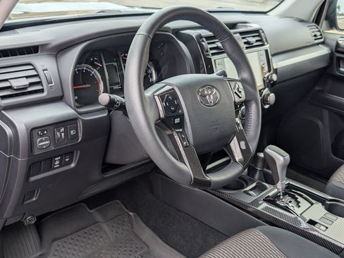 Used 2024 Toyota 4Runner TRD Off-Road AWD/4WD image 14