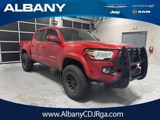 Used 2019 Toyota Tacoma SR5 RWD video 1