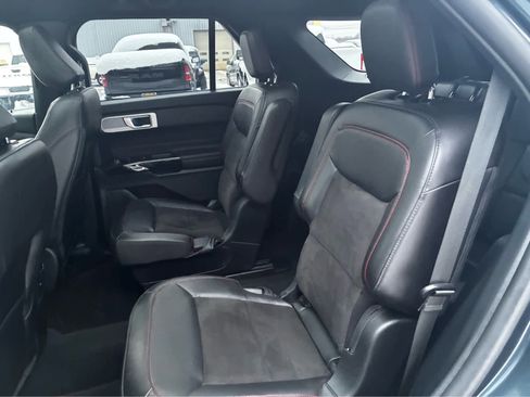 Used 2023 Ford Explorer ST-Line w/ Class IV Trailer Tow Package image 15