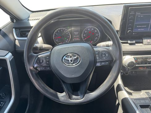 Used 2021 Toyota RAV4 XLE FWD image 13