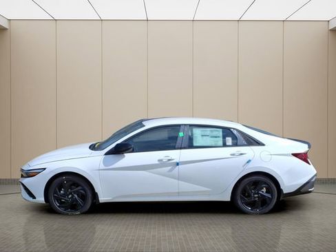 New 2026 Hyundai Elantra Sport image 6
