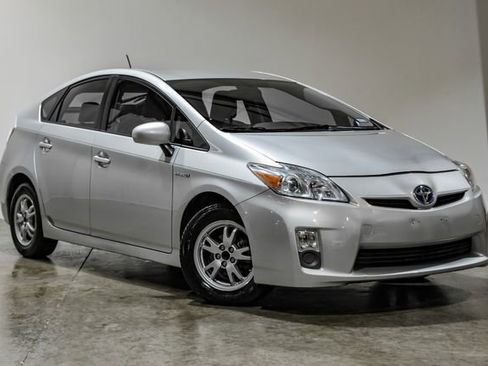 Used 2010 Toyota Prius Five image 9