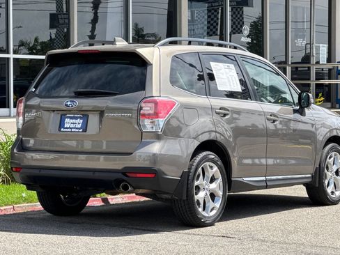 Used 2018 Subaru Forester 2.5i Touring w/ Popular Package #3B AWD/4WD image 4