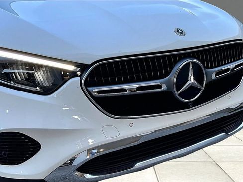 Used 2023 Mercedes-Benz GLC 300 4MATIC image 28