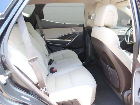 Used 2017 Hyundai Santa Fe Sport 2.0T AWD/4WD image 22