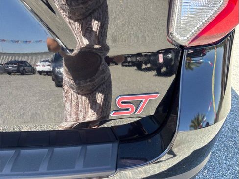 Used 2020 Ford Explorer ST w/ ST High-Performance Pack AWD/4WD image 6