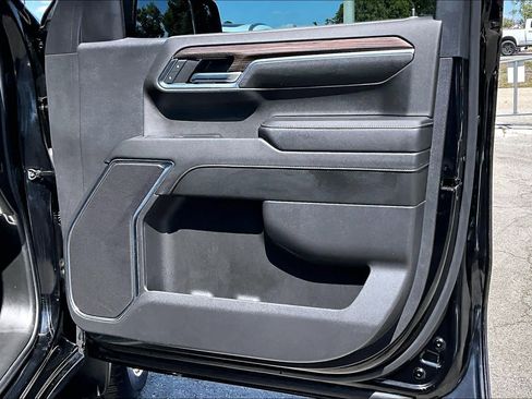 Used 2024 Chevrolet Silverado 1500 LT AWD/4WD image 27