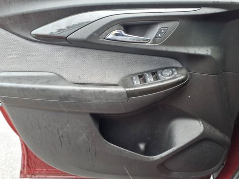 Used 2023 Chevrolet TrailBlazer LT w/ Convenience Package FWD image 23