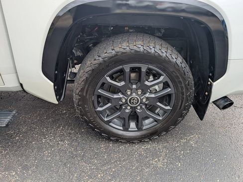 Used 2023 Toyota Tundra Platinum AWD/4WD image 24