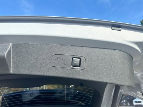 New 2026 Lincoln Corsair Reserve image 26