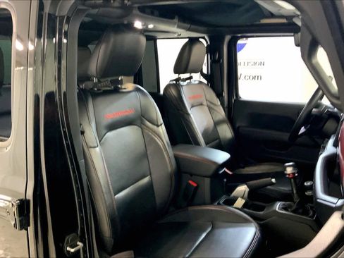 Used 2022 Jeep Wrangler Unlimited Rubicon w/ Steel Bumper Group image 8