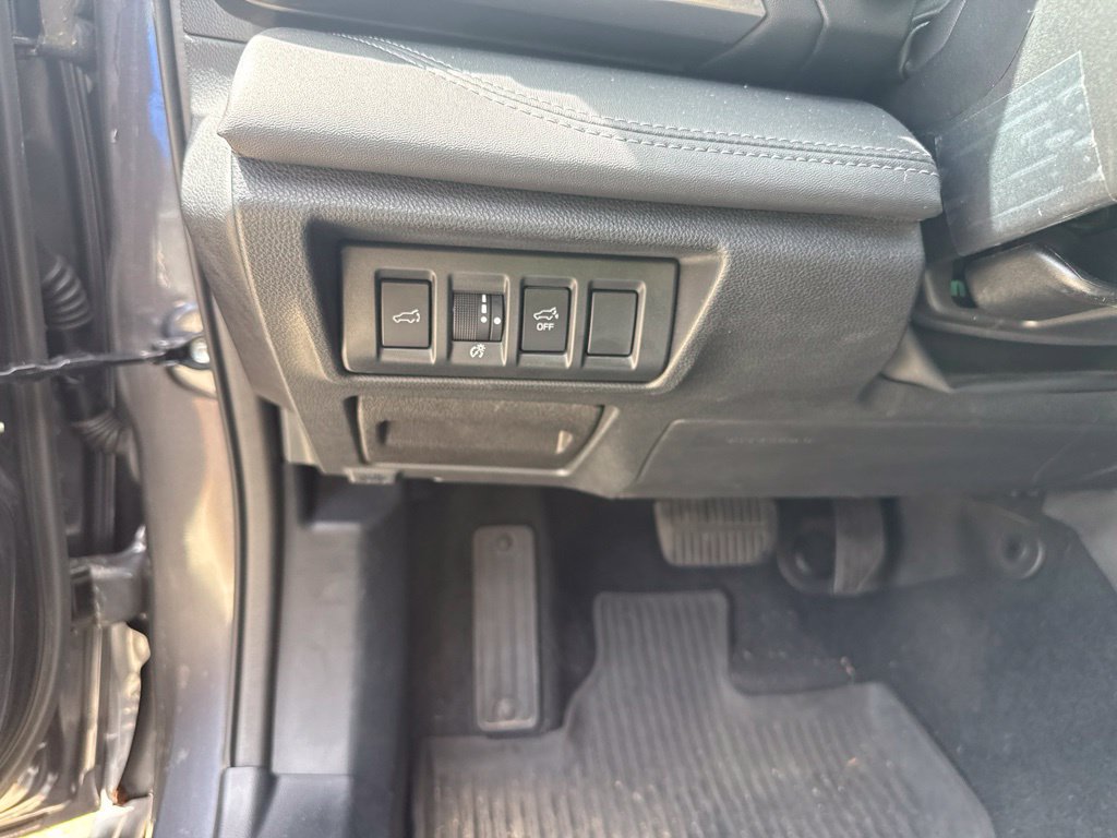 Used 2023 Subaru Outback Limited XT AWD/4WD image 12