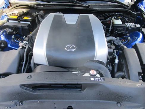 Used 2020 Lexus IS 300 F Sport w/ F Sport Package AWD/4WD image 9