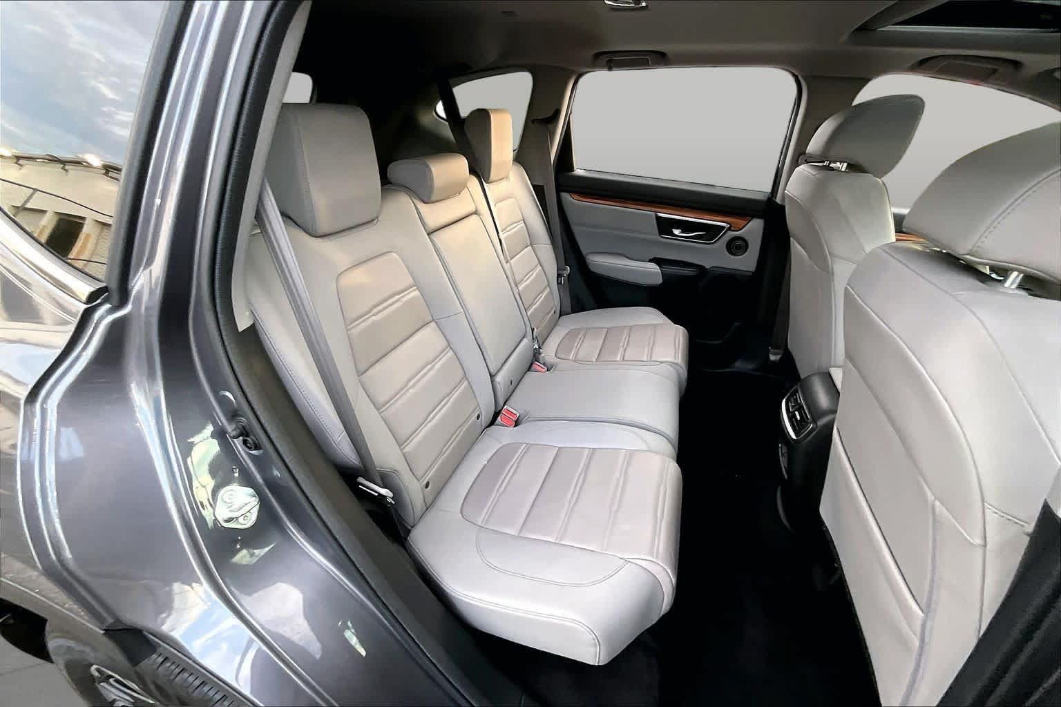 Used 2017 Honda CR-V Touring image 21