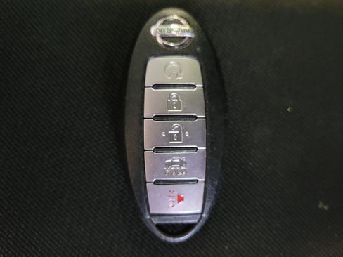 Used 2020 Nissan Sentra SR FWD image 32