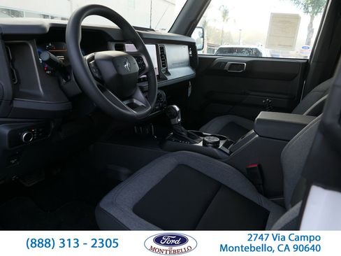 New 2025 Ford Bronco 4-Door image 14