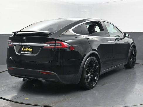 Used 2020 Tesla Model X Long Range image 4