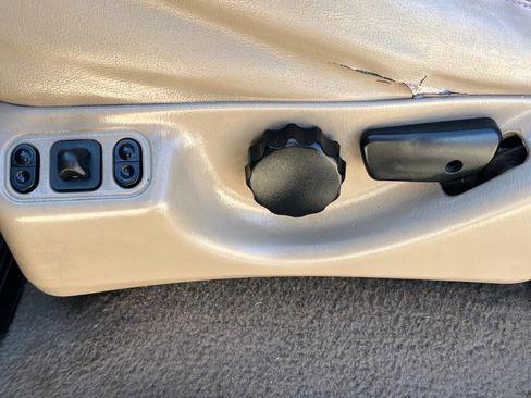 Used 2000 Ford Excursion Limited image 21