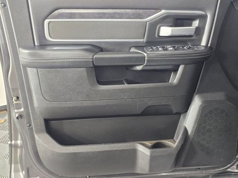 Used 2024 RAM 2500 Big Horn image 21