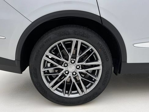 Used 2023 Acura MDX SH-AWD w/ Advance Package image 30