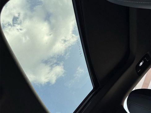 New 2026 Chevrolet Equinox EV RS image 23