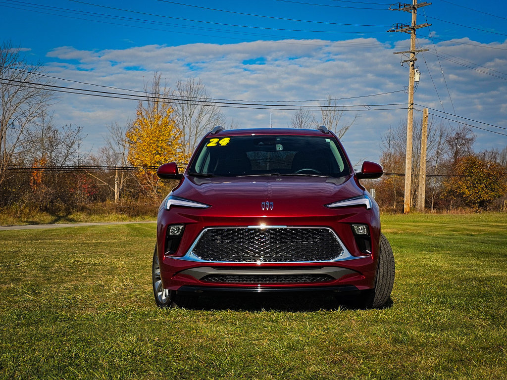 Used 2024 Buick Encore GX Avenir w/ Avenir Convenience Package FWD image 9